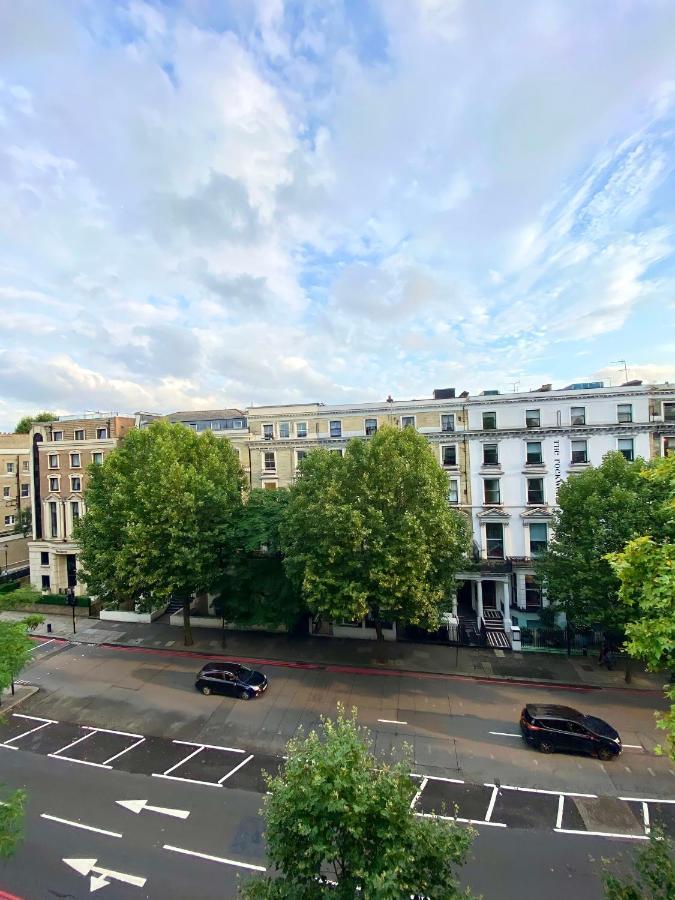 Apt - Balcony- Kensington-24 7 Security Londra Dış mekan fotoğraf
